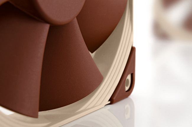 Noctua вентилатор Fan 120mm 5V NF-F12-5V-PWM