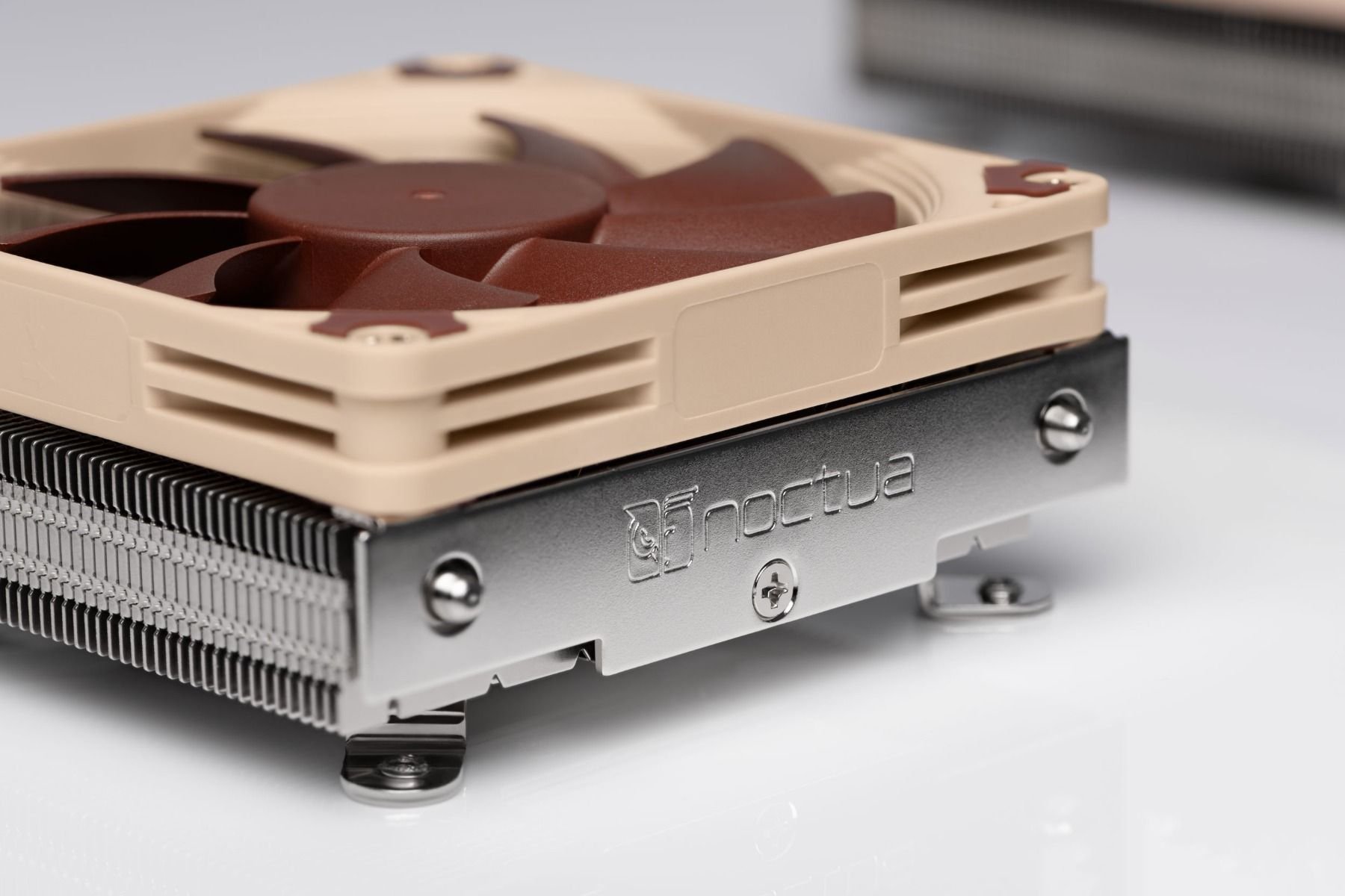 Noctua Охлаждане CPU Cooler NH-L9i-17xx Low Profile