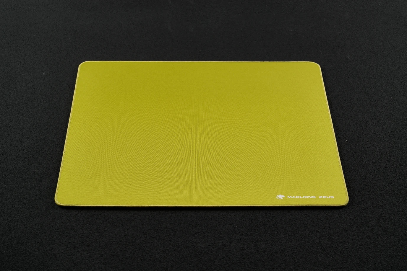 Madlions професионален геймърски пад за мишка Gaming Mousepad ZEUS - Matcha Green, 490 x 420 mm