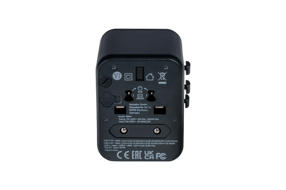 Verbatim UTA-02 Universal Travel Adapter with 1 x USB-C PD 20W / 1 x USB-A QC 3.0