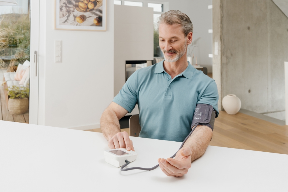 Beurer BM 38 upper arm blood pressure monitor