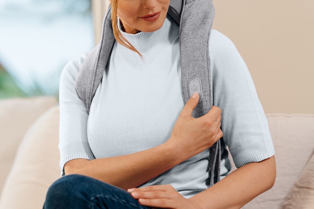Beurer MG 154 3D Battery-Powered Neck Massager