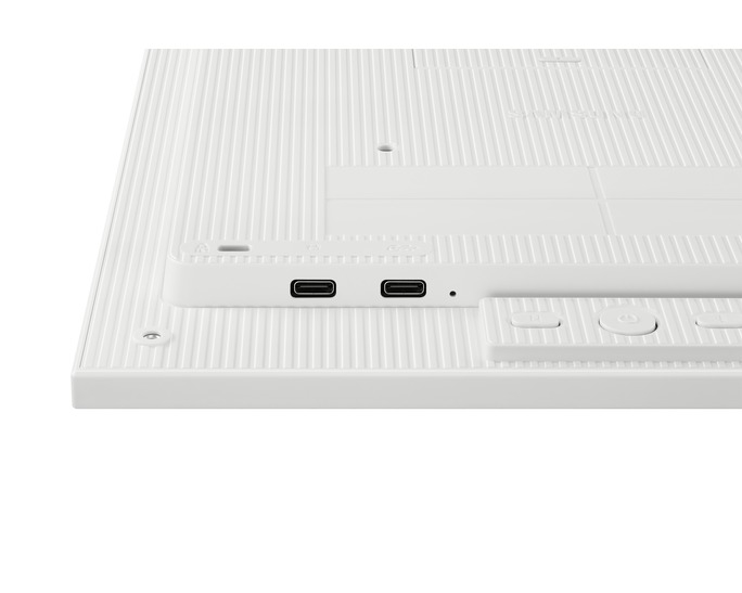Samsung 13.3" Colour E-Paper EMD 1