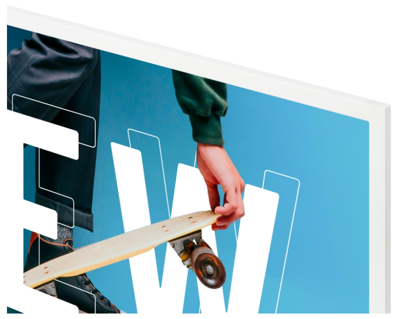 Samsung 31.5" Colour E-Paper EMDX 2