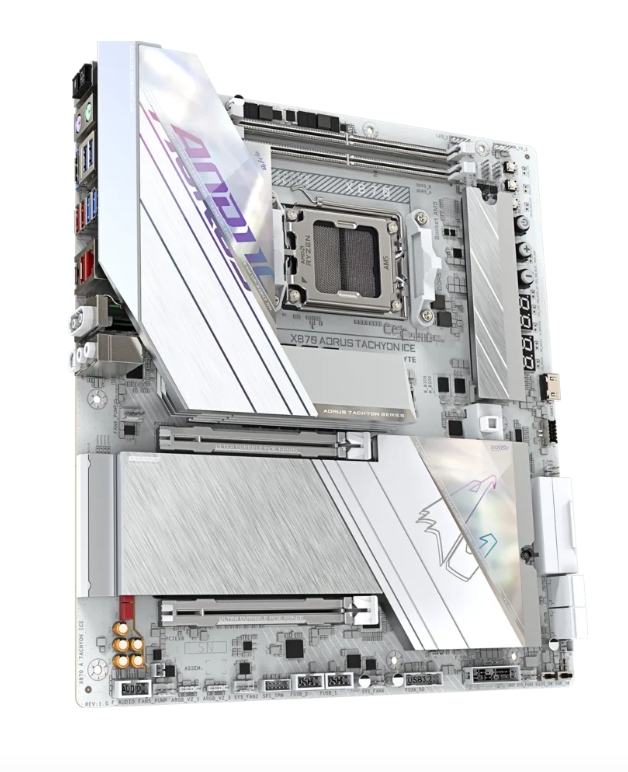 Gigabyte X870 Aorus Tachyon Ice